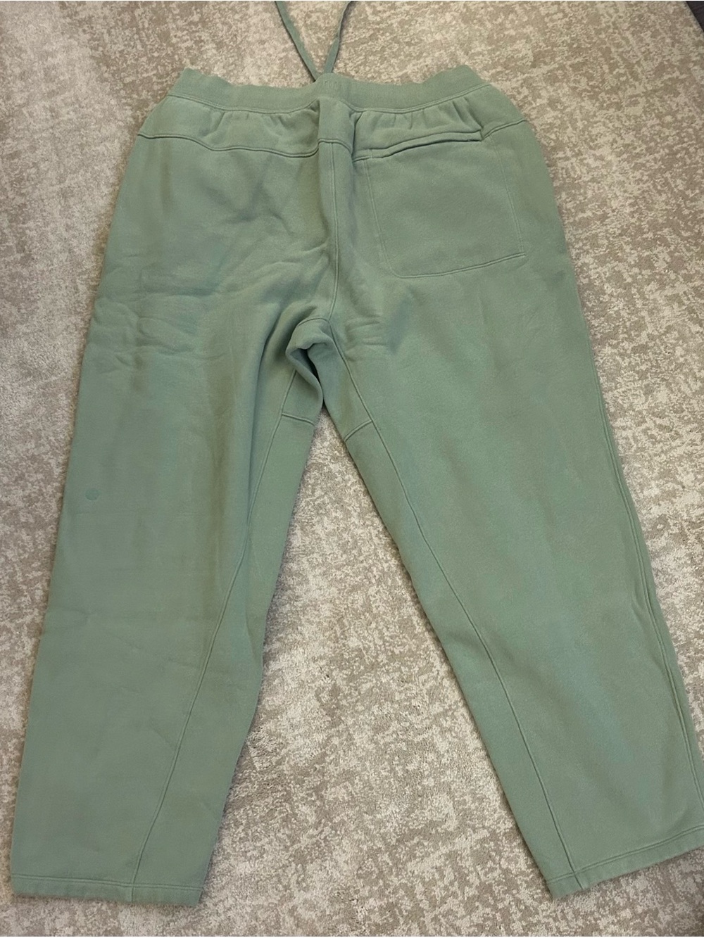 Lululemon Men’s Sweatpants / Pants – Size Small – Sage Green